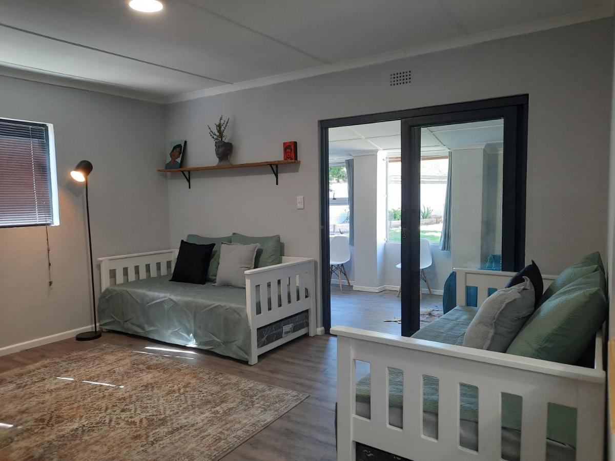 23 Belladonna Cottage Херманус Екстериор снимка